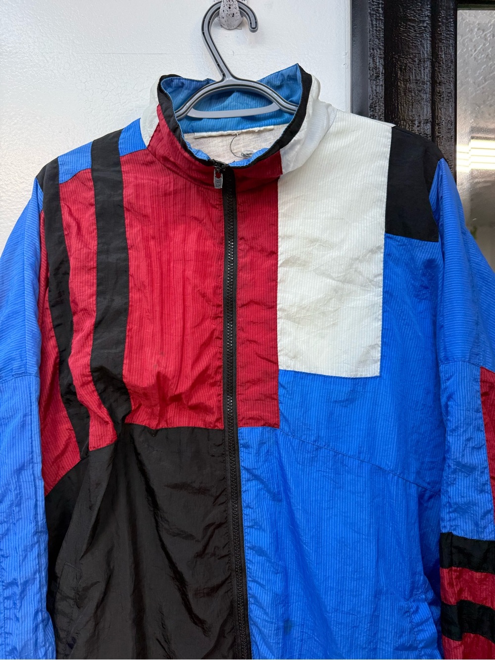 Vintage Colorblock Windbreaker Jacket - Blue Red Black White - Picture 2 of 7